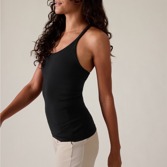 Athleta Renew Built-In Bra Tank - Size M - Picture 8 of 8